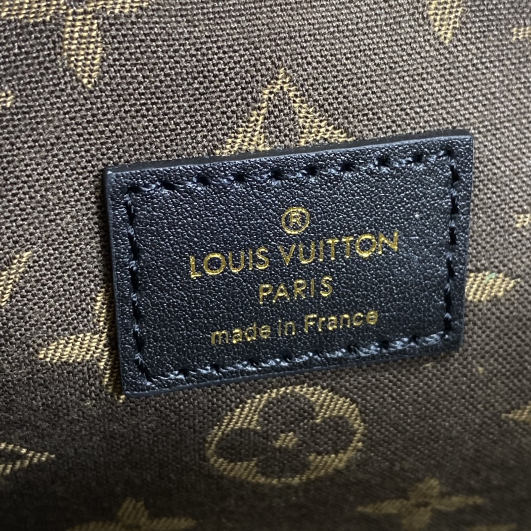 Louis Vuitton CRUISER PM Handbag Calfskin Leather M57934 Black